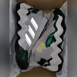 Adidas Exhibit B Mid 'For Lailaa Nicole' shoes; Women's size 9.5  (42)